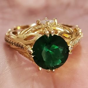 925 simulated emerald ring
